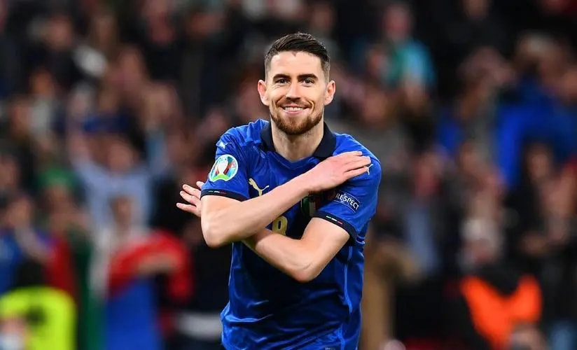 爱游戏官网关于英超赛程吃紧；辽宁本钢冲刺阶段状态回暖；质疑声仍在；赛程密集仍需轮换的信息